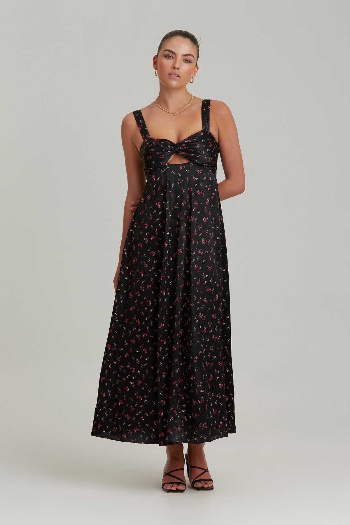 Finders - Zadie-Mavis Maxi Dress - Black Daisy