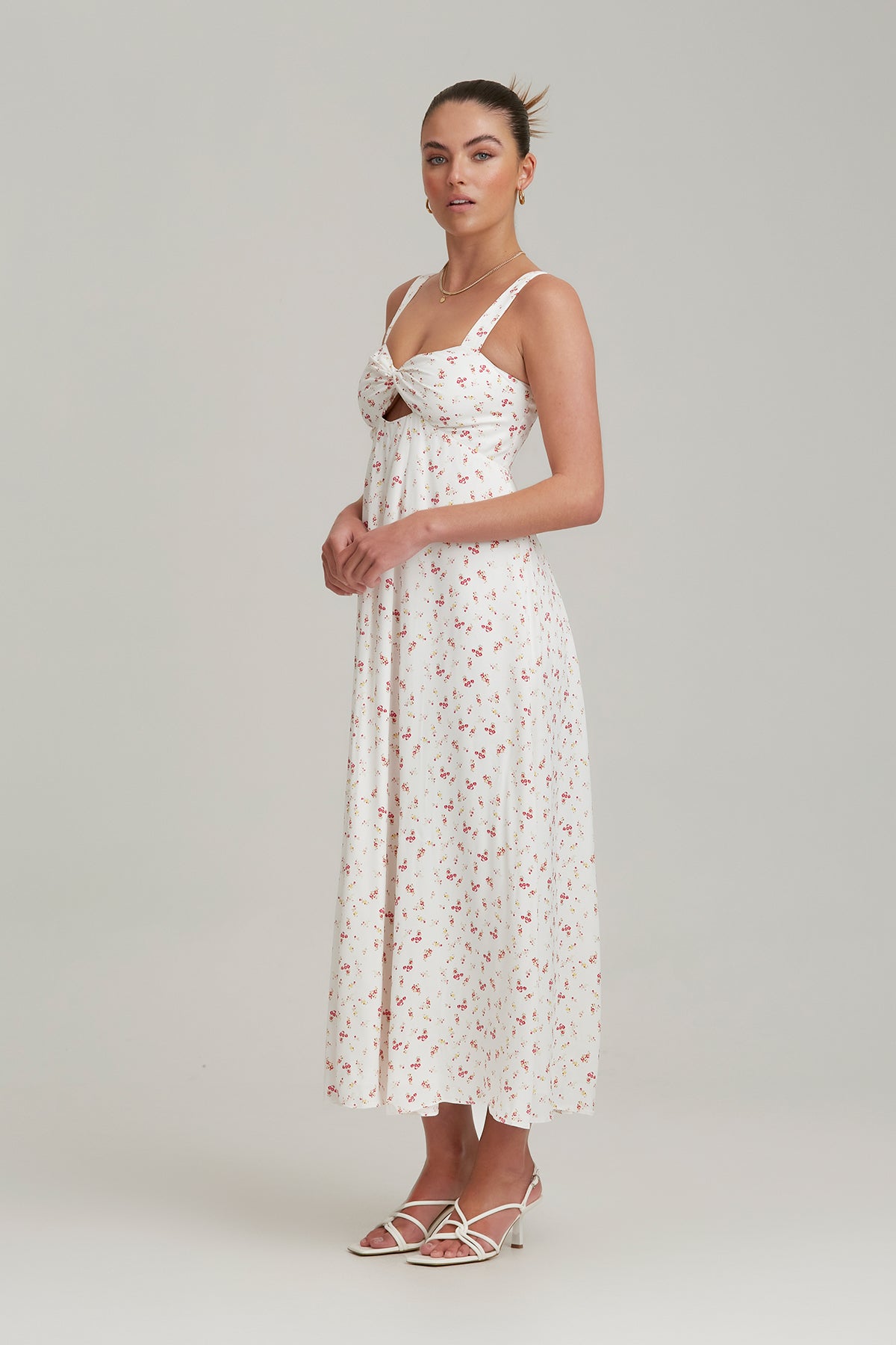 Finders - Zadie-Mavis Maxi Dress - White Daisy